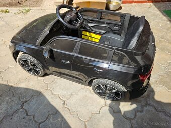Elektrické autíčko pre deti Beneo Audi RS6 - 2