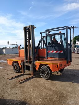 Bočný vysokozdvižný vozík BOSS 556 - 2