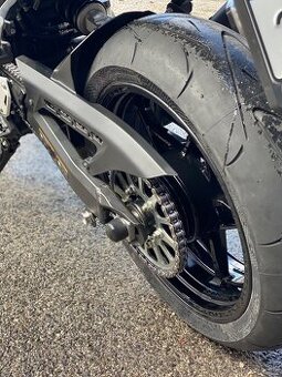 Kawasaki Z900 - 2