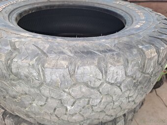 Bf-goodrich all terrain 265/65/R17 - 2