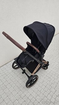 Kočík Cybex Priam Rose Gold Deep Black 2023 - 2