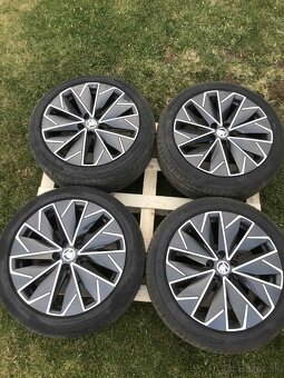 Predám letnú sadu 235/45R18 5x112 - 2
