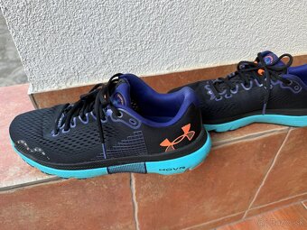 NIKE / OAKLEY / UNDER ARMOUR - 2
