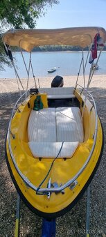 Predám motorový čln,loď - 2