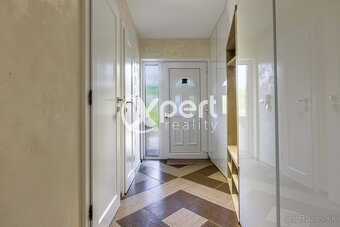 MODERNÝ DIZAJN A VEĽKOLEPÝ PRIESTOR - 2