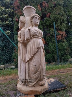 Hekate veľká socha - 2