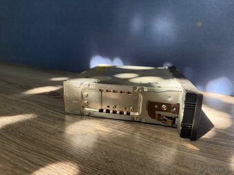 Originál autorádio - 2