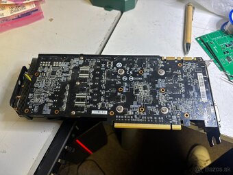 Predám Gigabyte GV-N770OC-2GD - 2