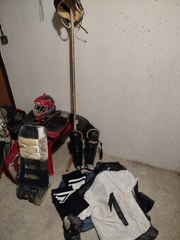 Predám výstroj. - 2