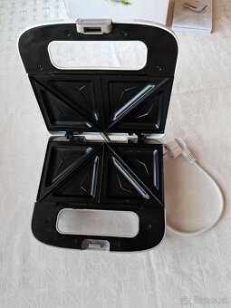 Sendvičovač Philips HD2392 - 2