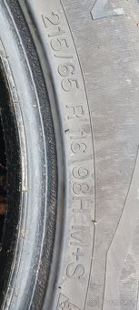 Predam zimne pneumatiky 215/65 r16 - 2