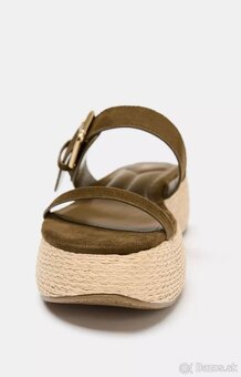 Sandále na platforme nové - 2