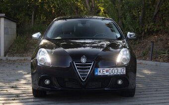 Alfa Romeo Giulietta (2015) - 2