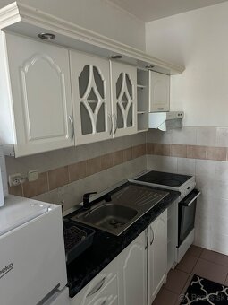 Predám Kuchynskú linku + spotrebiče - 2