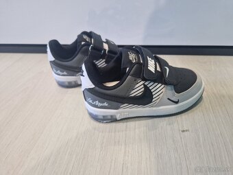 Botasky Nike - 2