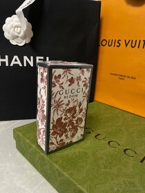 Chanel a gucci parfémy - 2