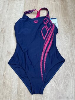 Arena Speedo a Adidas 40, dámske plavky - 2