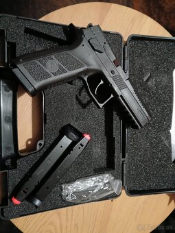 CZ P-09 - 2
