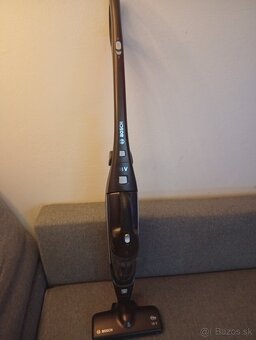 Bosch 18V Vysavávac - 2