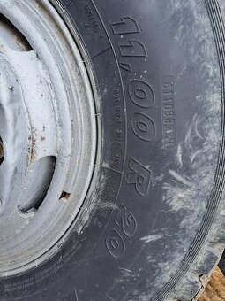 predam zanovne kolesa 11,00 R 20 - 2