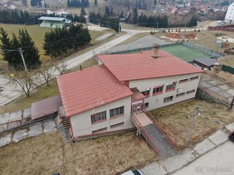 Polyfunkčná budova v Oravskej Porube - 2