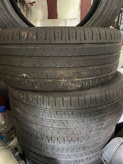 225/50 R17 - 2