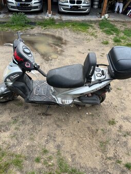 Kymco skúter 50cc - 2