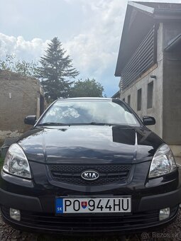 Na predaj: Kia Rio 1.4i (71 kW), benzín – r.v. 2008 - 2