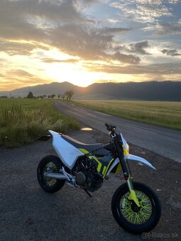 Husqvarna 701 sm 2022 A2 - 2