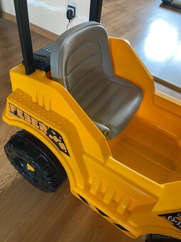 Veľký elektrický bager FEBER na 12V batériu - 2