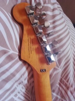 Squier - 2
