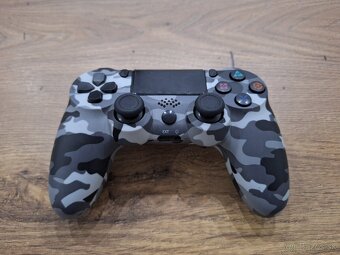 Herný ovládač na PS4 - 2