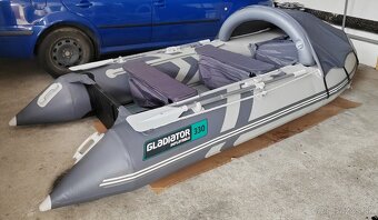 Nafukovací čln Gladiator C 330 Al s elektomotorom a prívesom - 2