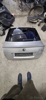 Kufrove dvere octavia 2 sedan - 2