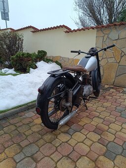 Veterán ČZ 150c malý perák - 2