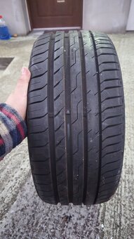 Na predaj letné pneu Nexen 215/35ZR18 - 2