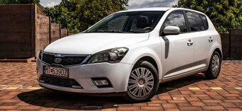 KIA Ceed - 2