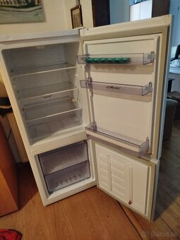 Chladnička s mrazničkou BEKO - 2