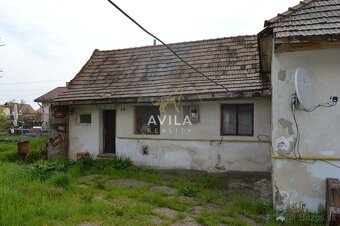 NA PREDAJ: rodinný dom s veľkorysým pozemkom 952m2 - Biely K - 2