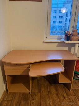 Počítačový stôl - 2