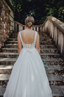 Svadobné satý s vlečkou - 2