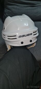 Hokejová prilba BAUER. - 2