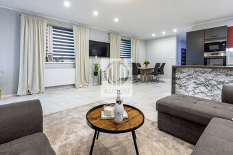 • REZERVOVANÉ • Novostavba Bungalovu, 136 m2, Pozemok 872 m2 - 2