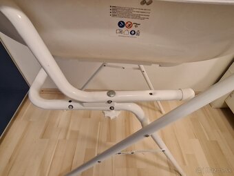 Biely nastaviteľný stojan s vaničkou (84cm) zn. KEEEPER - 2
