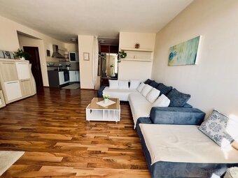 2izbový tichý byt s parkovaním ,Ružinov - 2