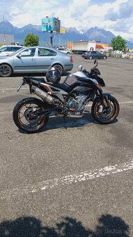 KTM duke 790 - 2