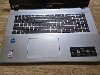 Obrovsky Acer aspire 3 17 palcovy model 2024 v top stave so - 2
