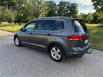 Volkswagen Touran model 2019 7 miestny - 2