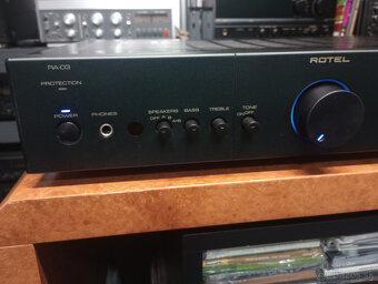 Rotel RA 03 - 2