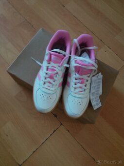 Predám dámske botasky Adidas 36 - 2